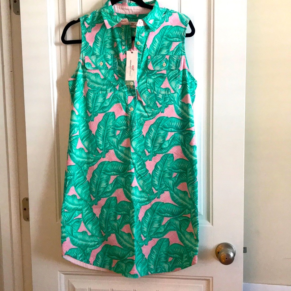 NWT PALM PRINT VINEYARD VINES DRESS